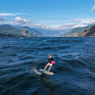 Deska Duotone Skybrid SLS 2026 - plener